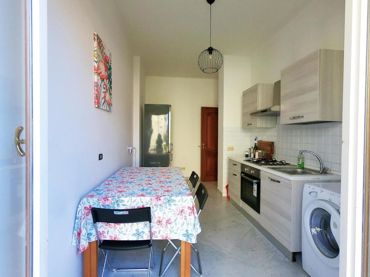Apartment Degeneys54